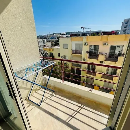 Apartment Duplex *